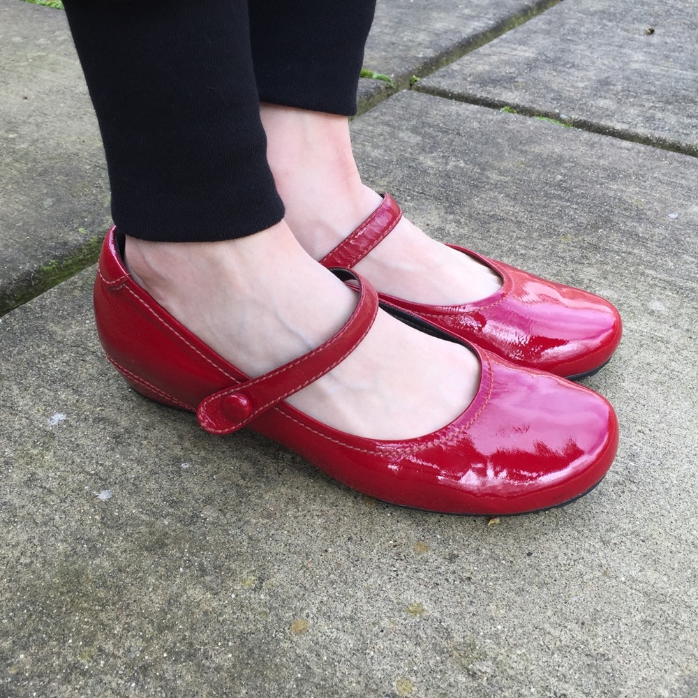 Ecco red Bouillon Mary Jane shoes size EU 36